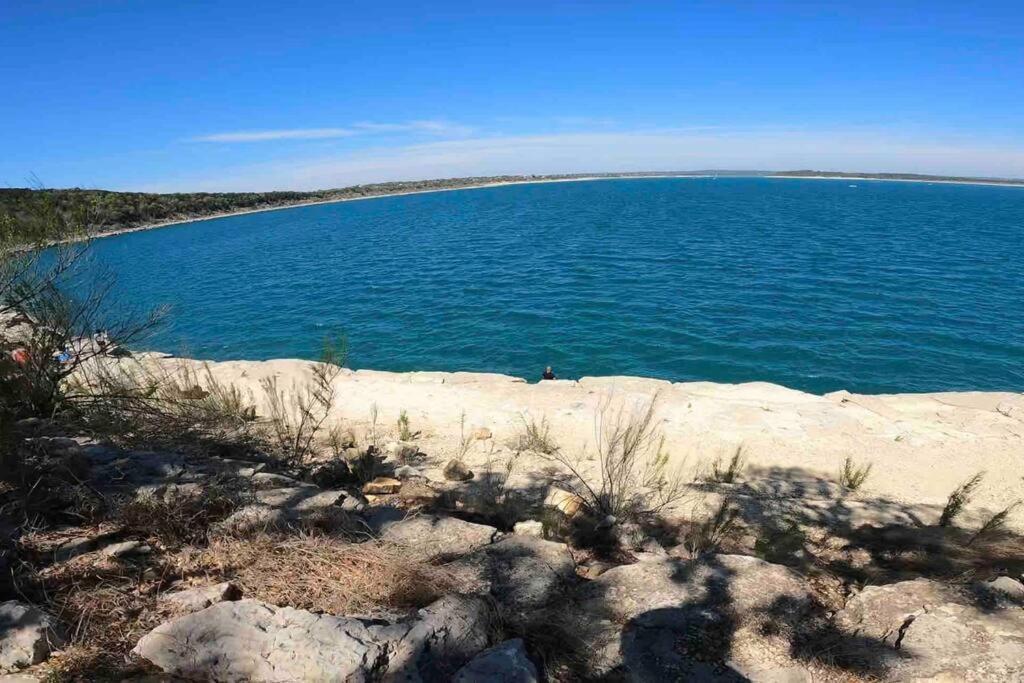 The Lake House Canyon Lake Exterior photo
