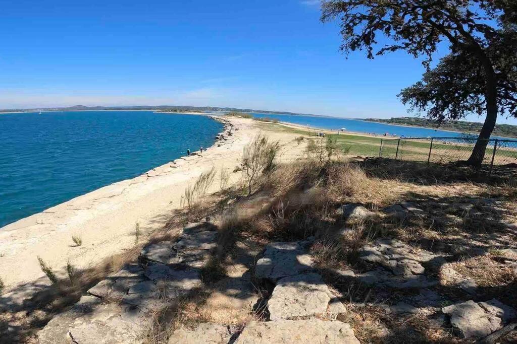 The Lake House Canyon Lake Exterior photo